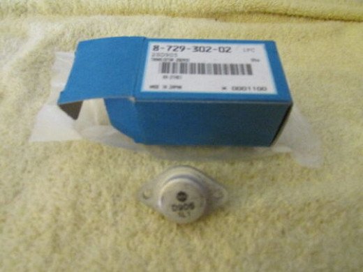 Транзистор 2SD905