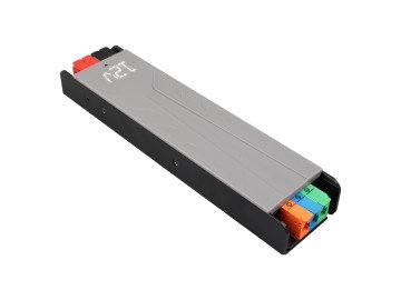 Захранващ блок за LED 12V 15A  тънък + дисплей за напрежение