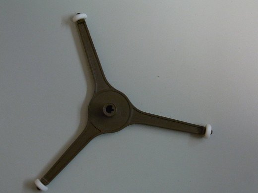 Кръстачка за чинията на микровълнова фурна