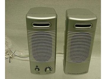 Преносима колонка SP-220DS