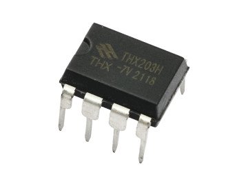 Интегрална схема THX203H DIP-8