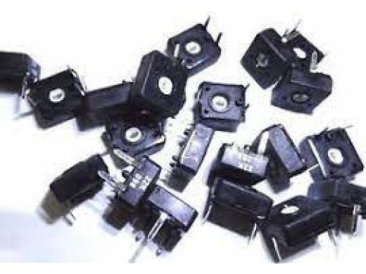 Потенциометър 470ohm PNZ11Z