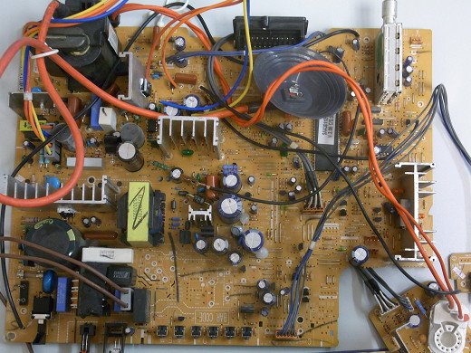 Платка TV CHASSIS CW62B 21FS6RLX