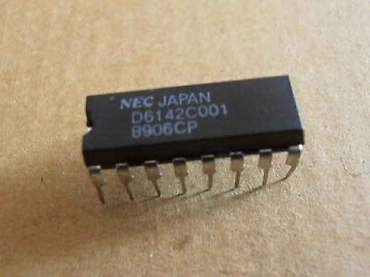 Интегрална схема  UPD6142C001 DIP-16