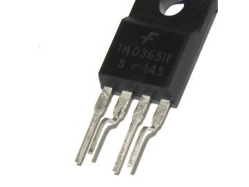 Интегрална схема  1M0365RF