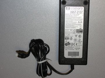 Адаптер  AC/DC  HP0957-2137