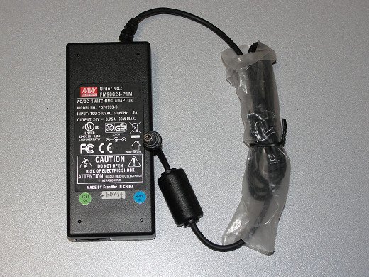 Адаптер  AC/DC FM90C24-P1M