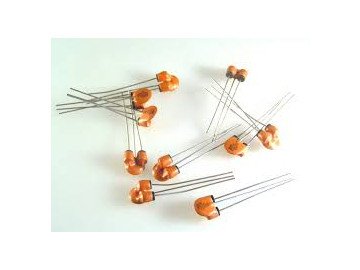 EMI филтер керамичен 2.2NF/50V 2.2NF/50V DS30655Y5S222